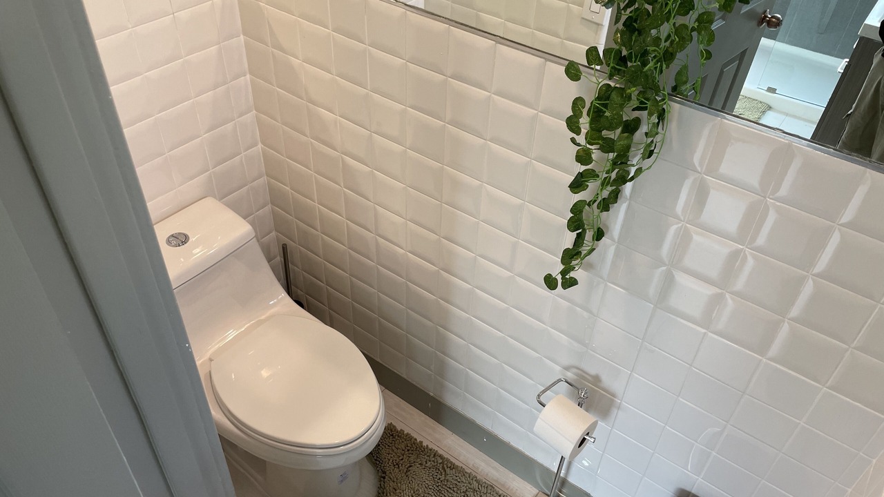 Photo of Bathroom in Little Armenia