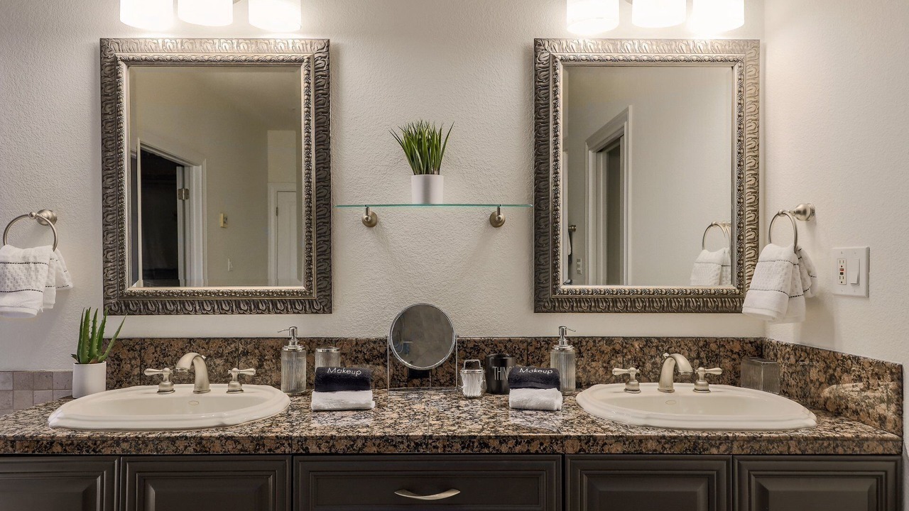 Photo of Bathroom in Forest North Estates