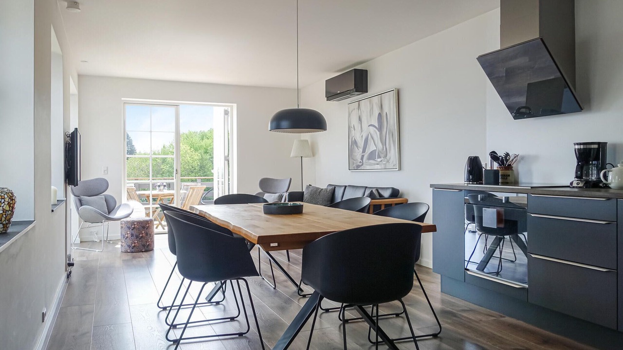 Photo of Others in Sandkaas