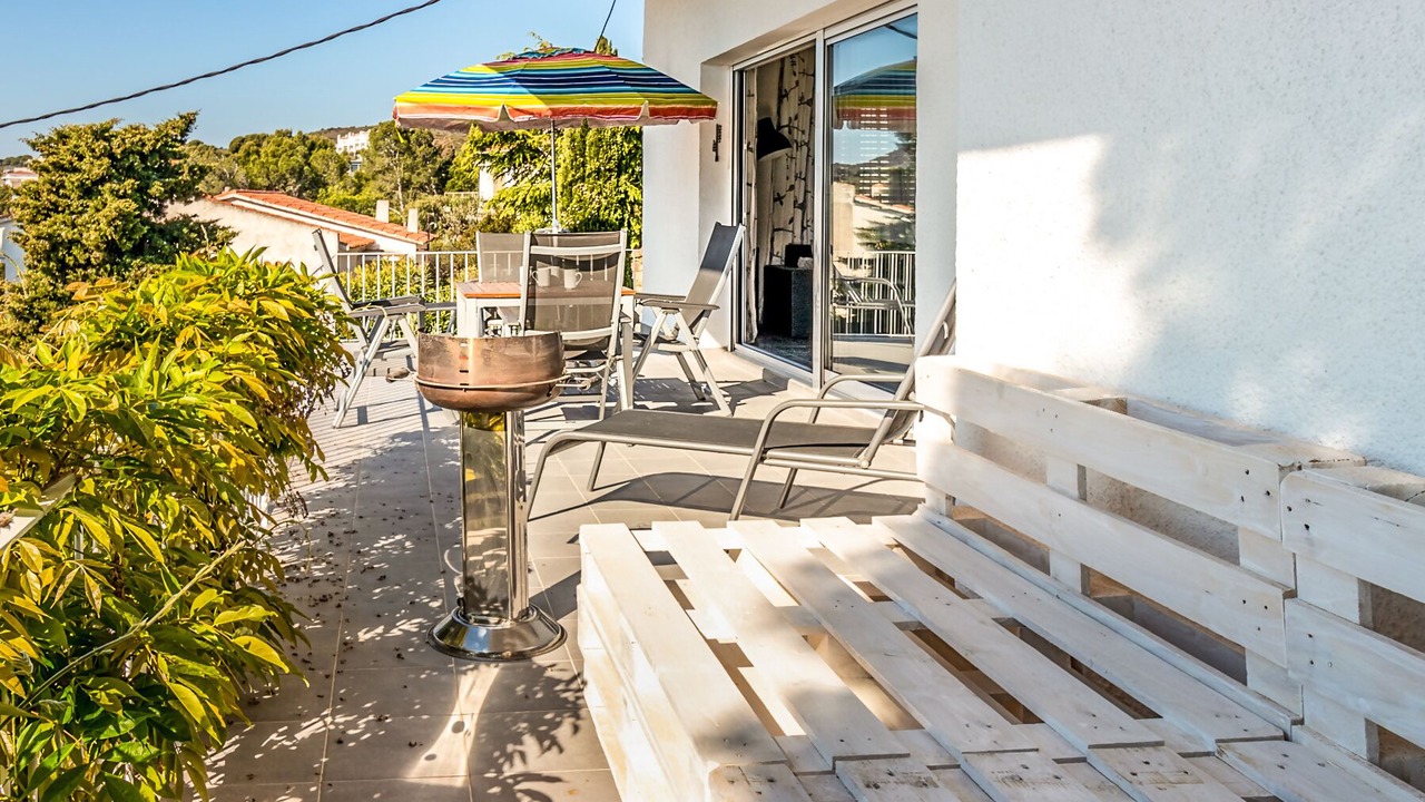 Photo of Patio Balcony in Llanca