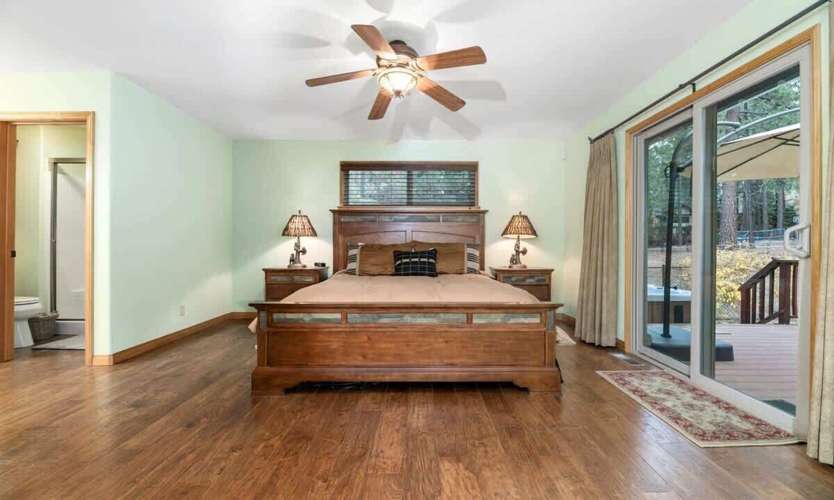 Photo of Bathroom in Summit Estates