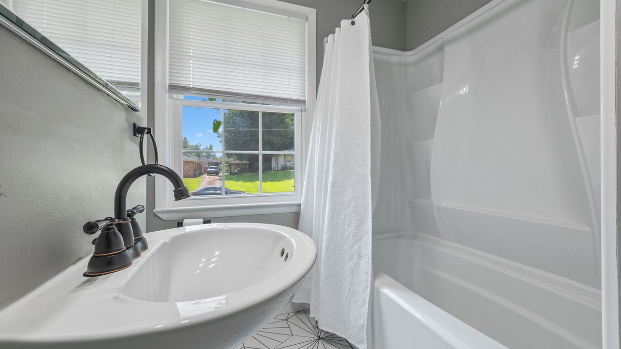 Photo of Bathroom in Candler-McAfee