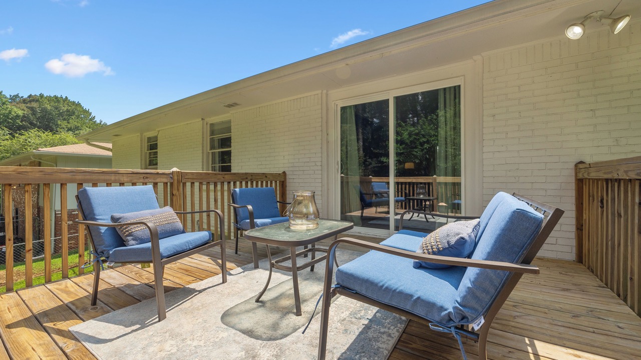 Photo of Patio Balcony in Candler-McAfee