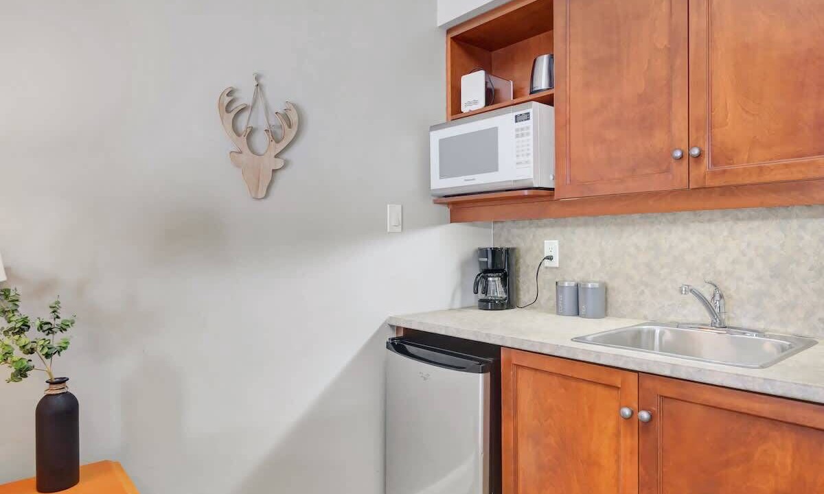 Photo of Kitchen in Calabogie