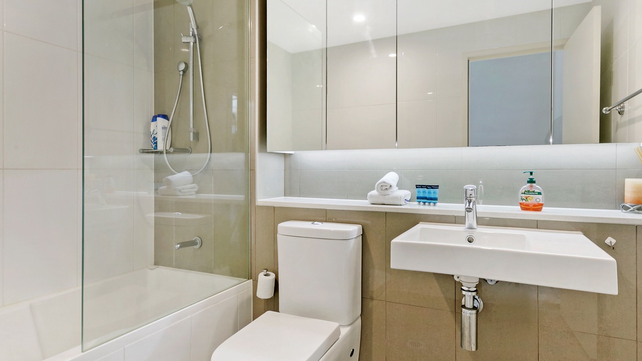 Photo of Bathroom in Mascot