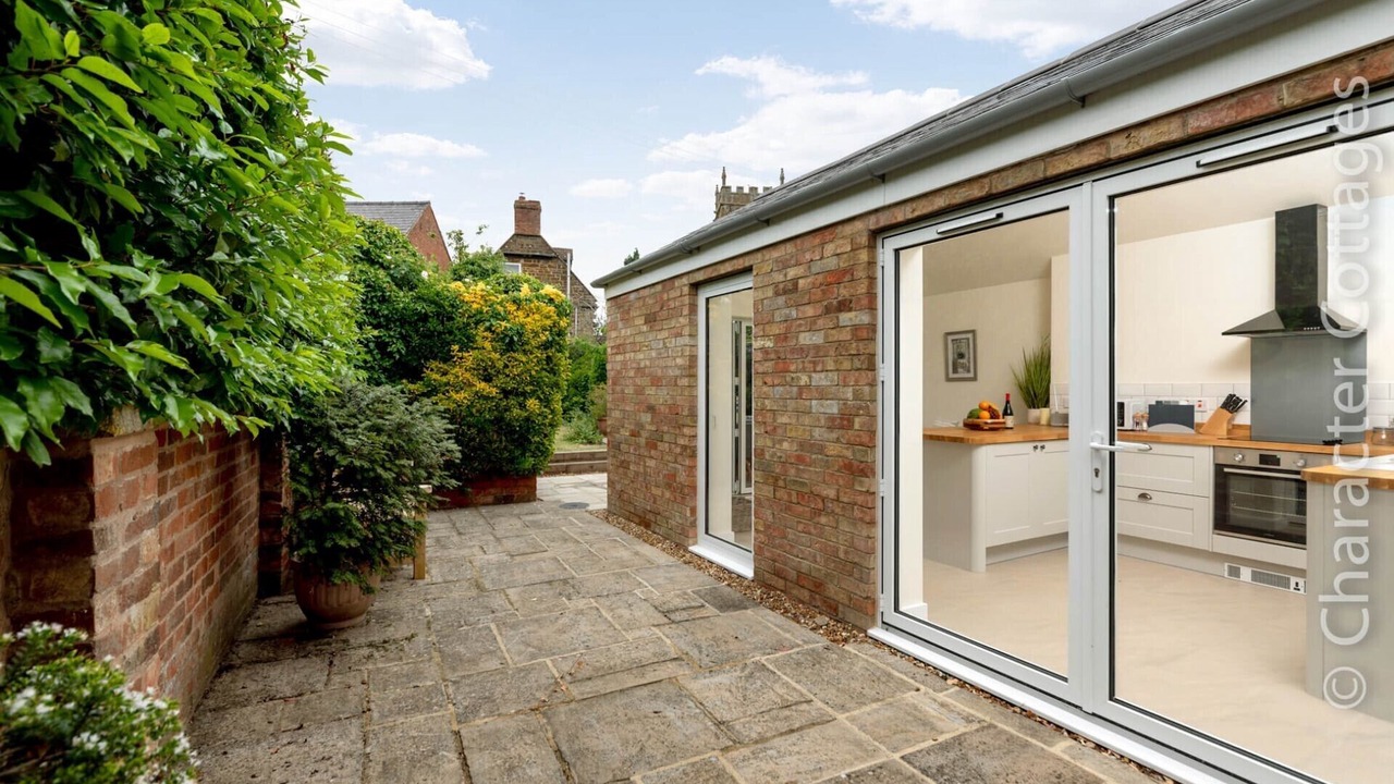 Photo of Patio Balcony in Sibford Gower