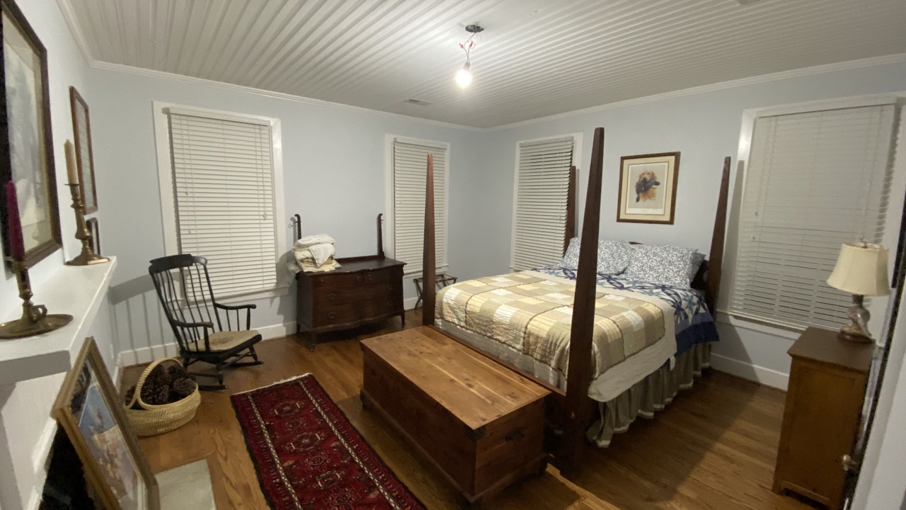 Photo of Bedroom in Trenton