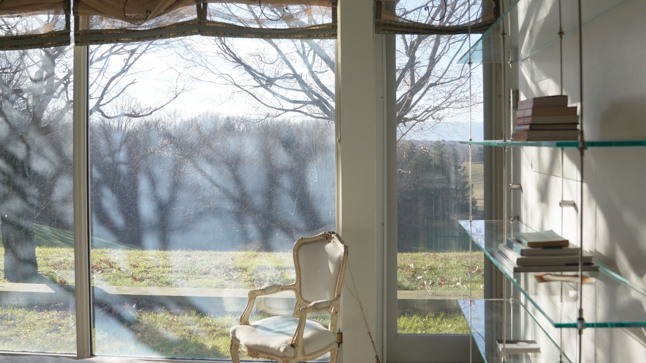 Photo of Bedroom in Hollowville