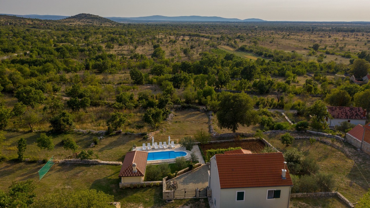 Photo of Outdoor in Drnis