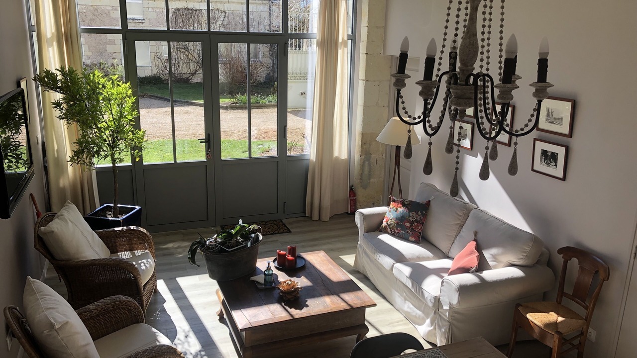 Photo of Livingroom in Beaumont-en-Veron