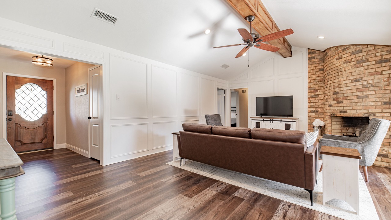 Photo of Livingroom in Lewisville