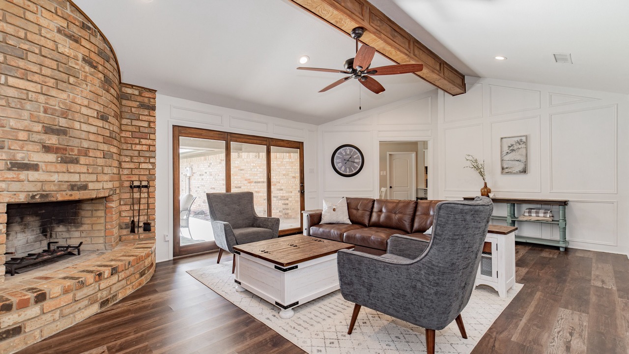 Photo of Livingroom in Lewisville