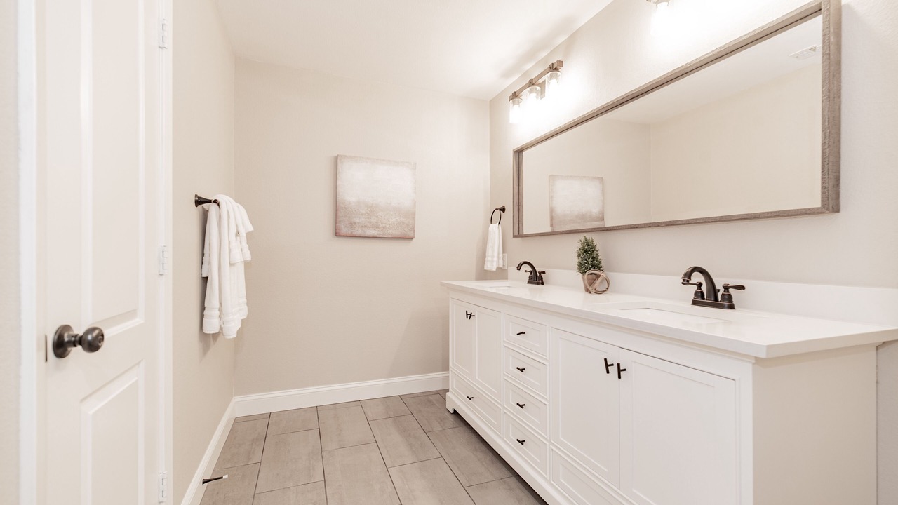 Photo of Bathroom in Lewisville