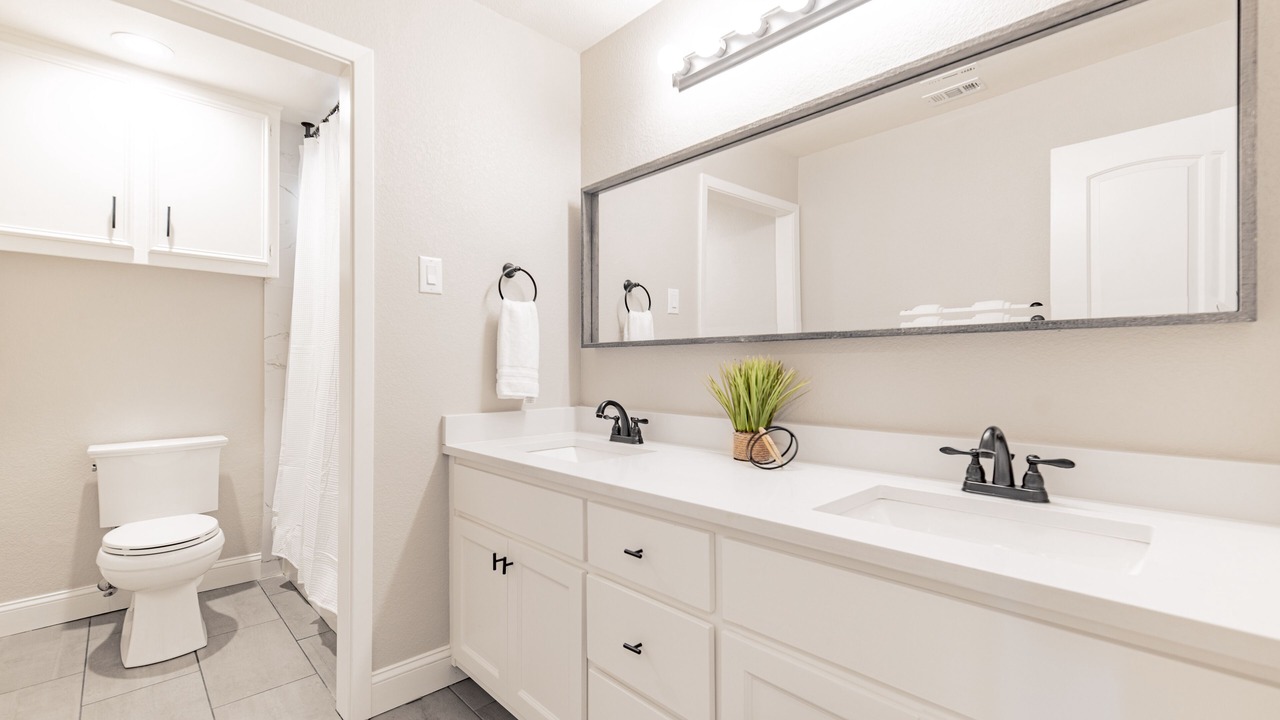 Photo of Bathroom in Lewisville
