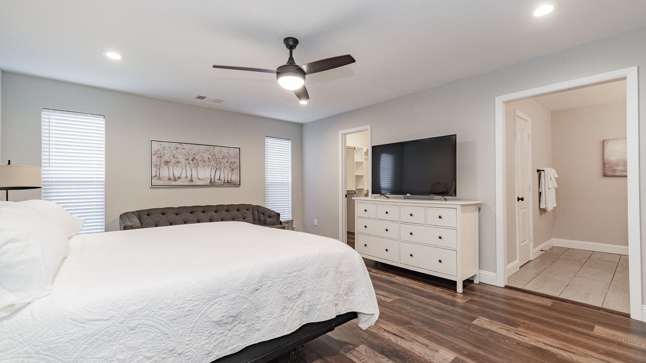 Photo of Bedroom in Lewisville