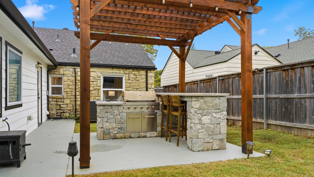 Photo of Patio Balcony in Cherry Street