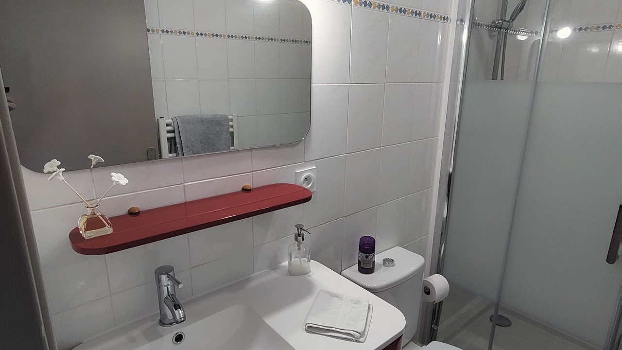 Photo of Bathroom in Vitre