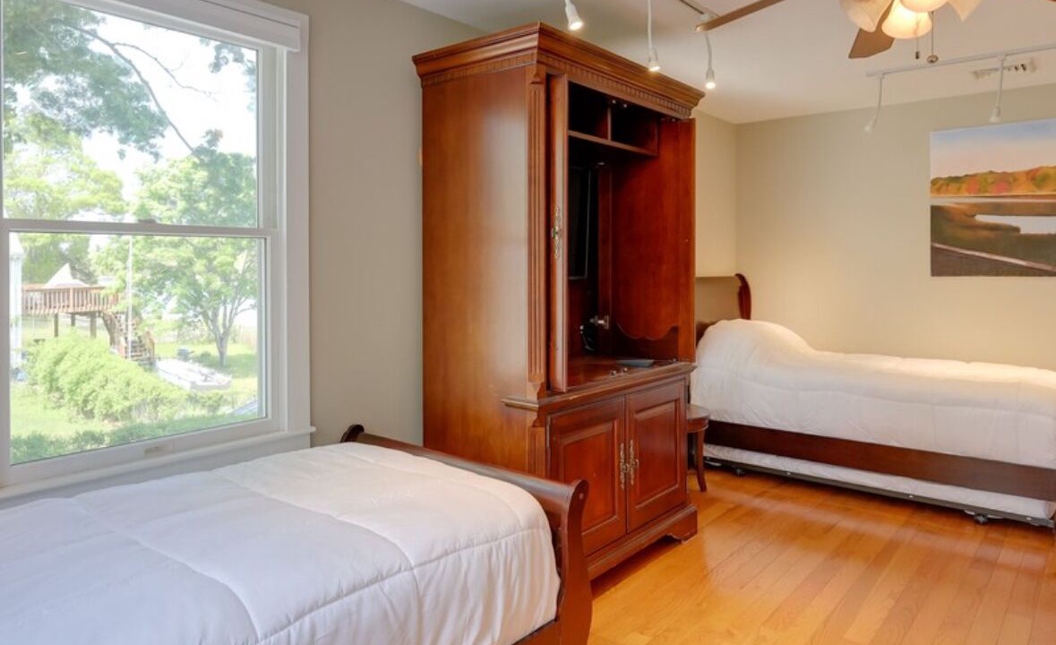 Photo of Others in Monument Beach