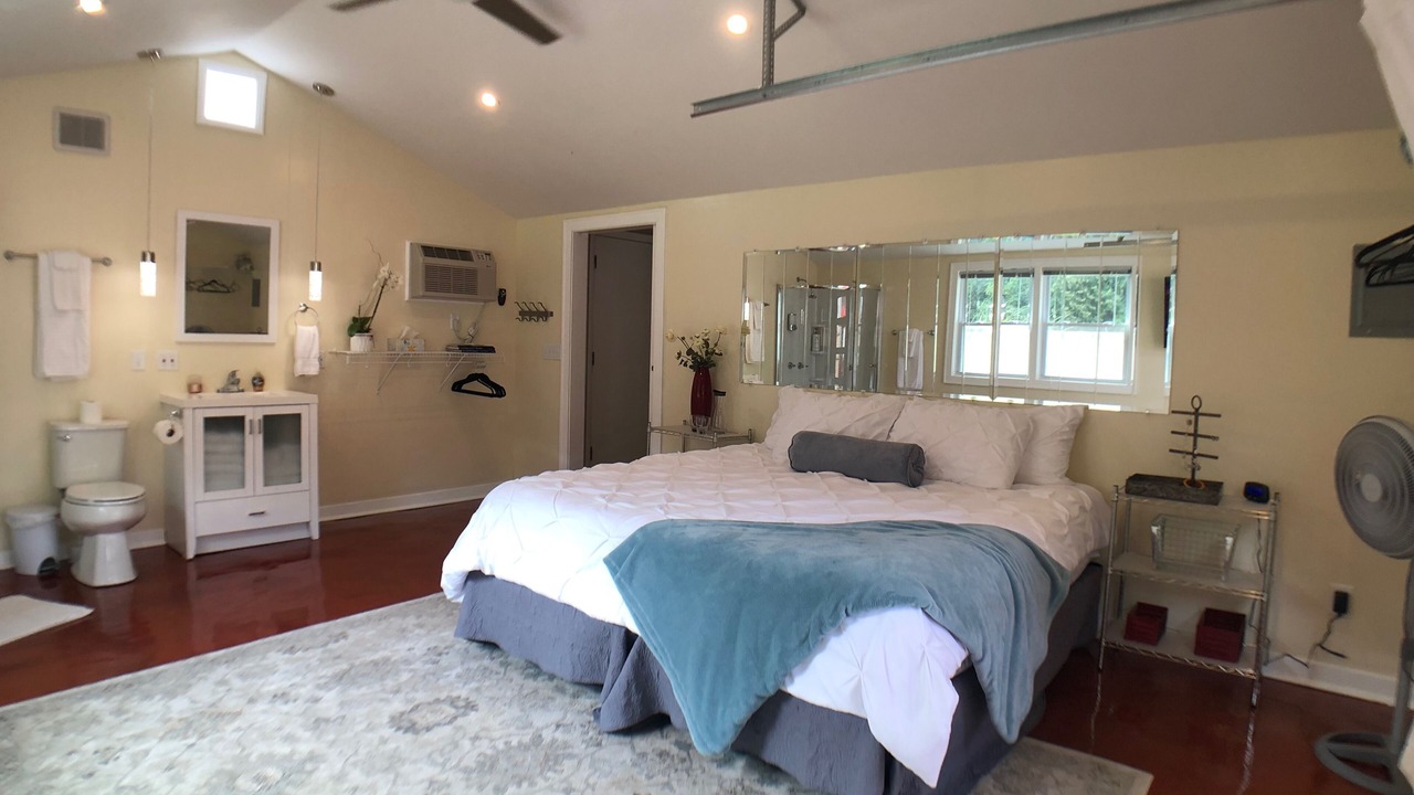 Photo of Bedroom in Terre Haute
