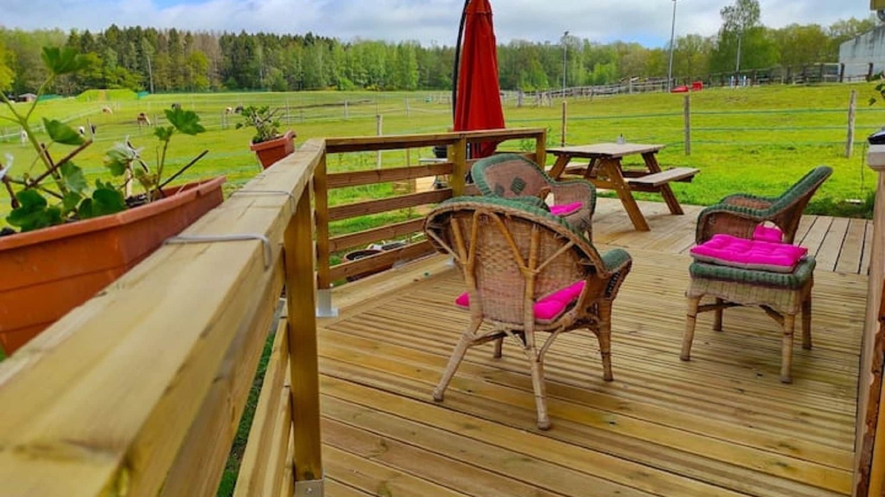 Photo of Patio Balcony in Givonne