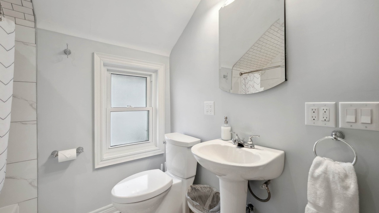 Photo of Bathroom in Fort Erie