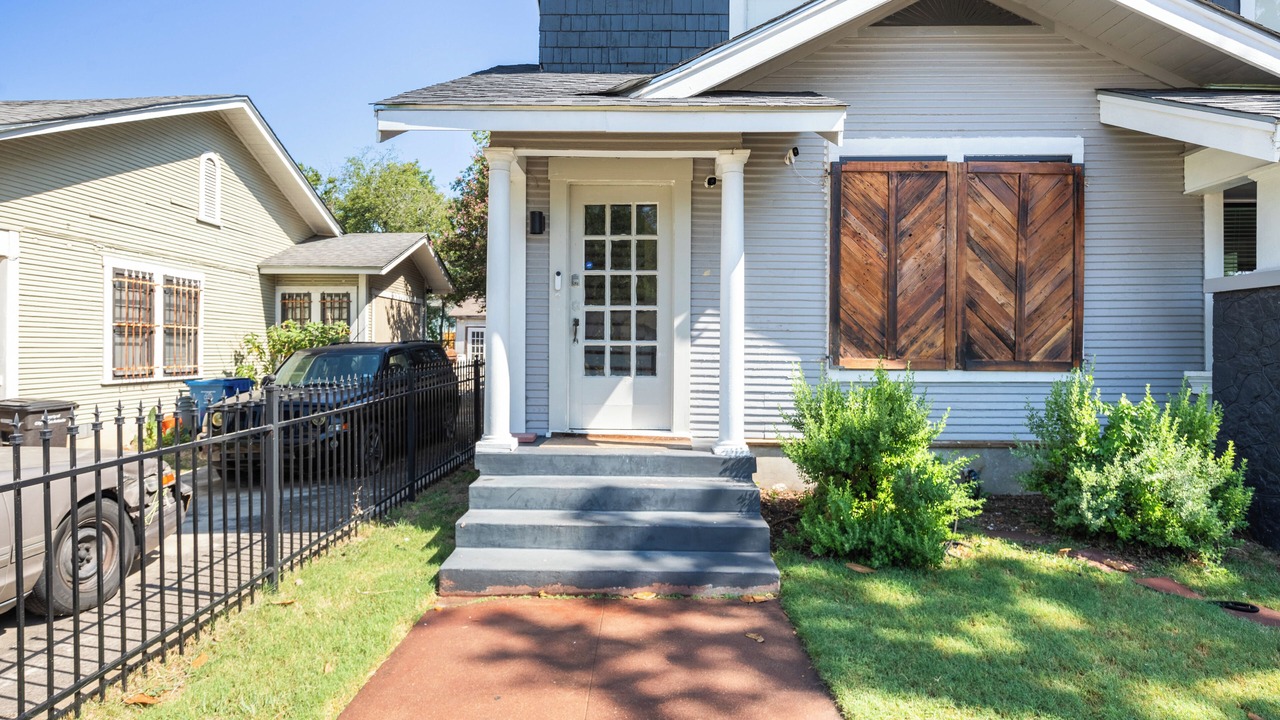 Photo of Outdoor in Highland Park