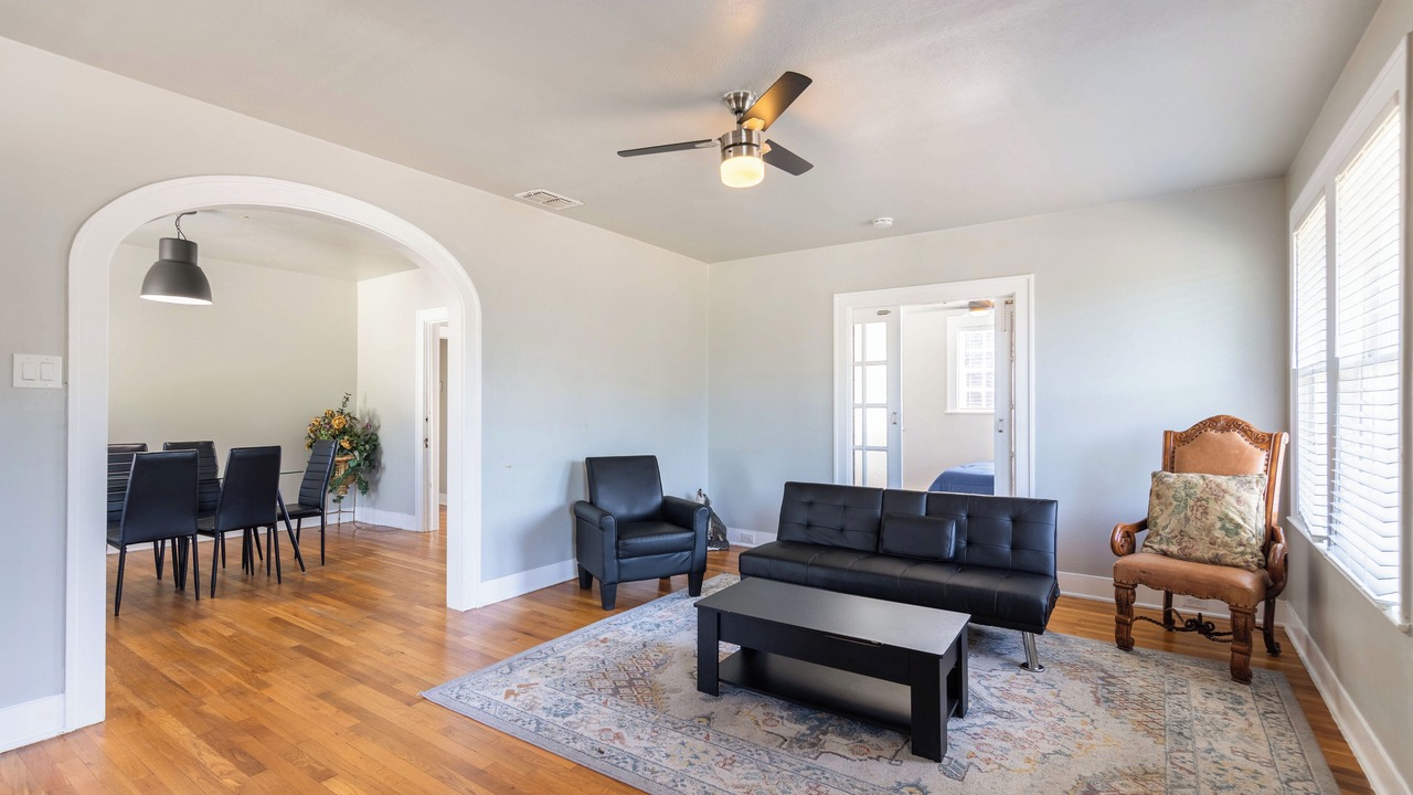 Photo of Livingroom in Highland Park