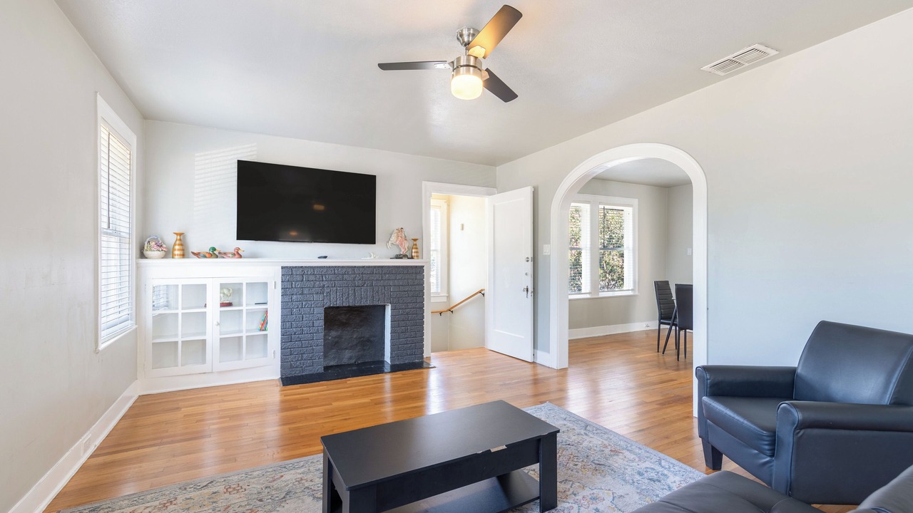 Photo of Livingroom in Highland Park