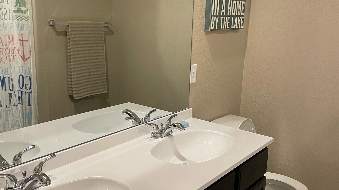 Photo of Bathroom in Murchison
