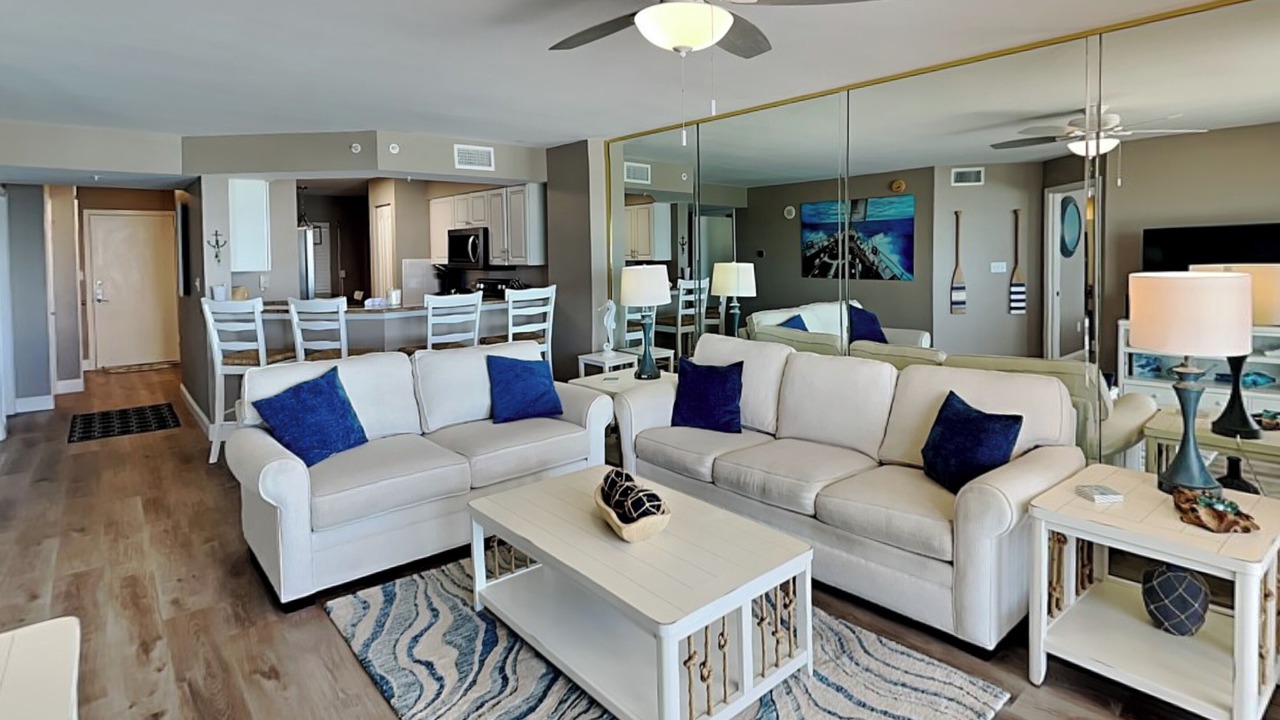 Photo of Livingroom in Seawinds Condo
