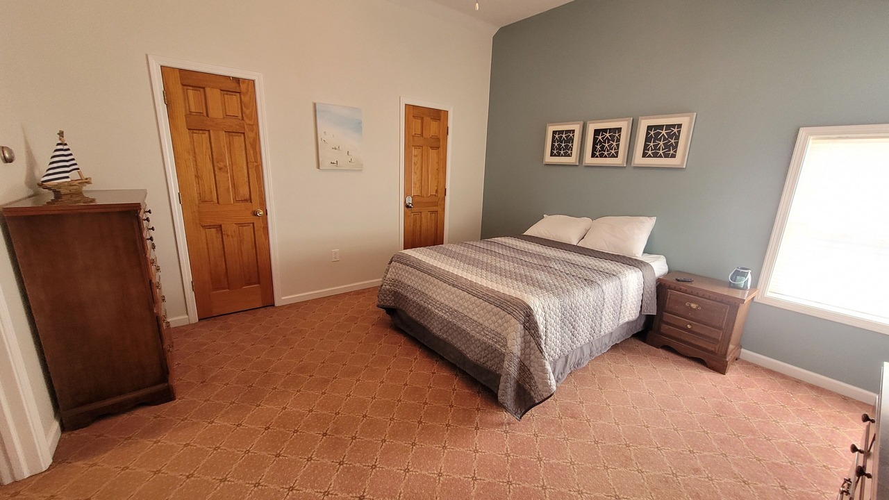 Photo of Bedroom in Sylvan Beach