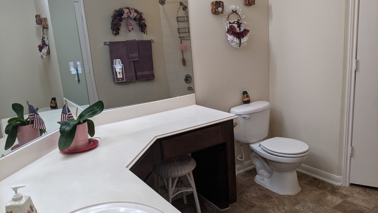 Photo of Bathroom in Willis