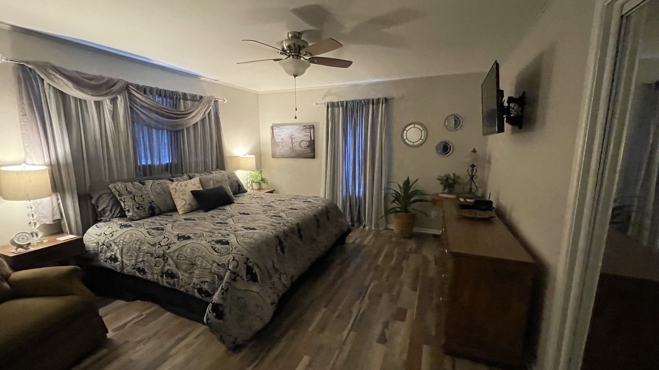 Photo of Others in Jefferson