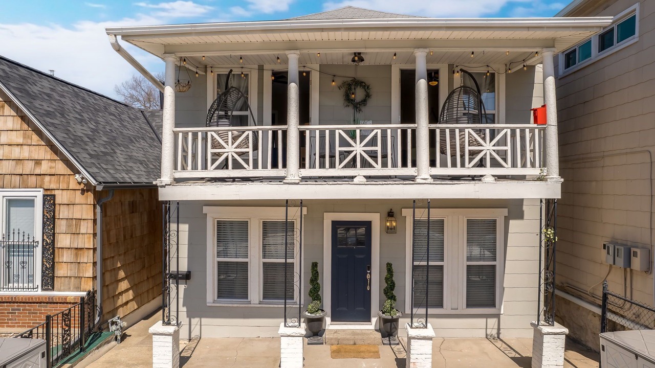 Photo of Patio Balcony in Columbus Park
