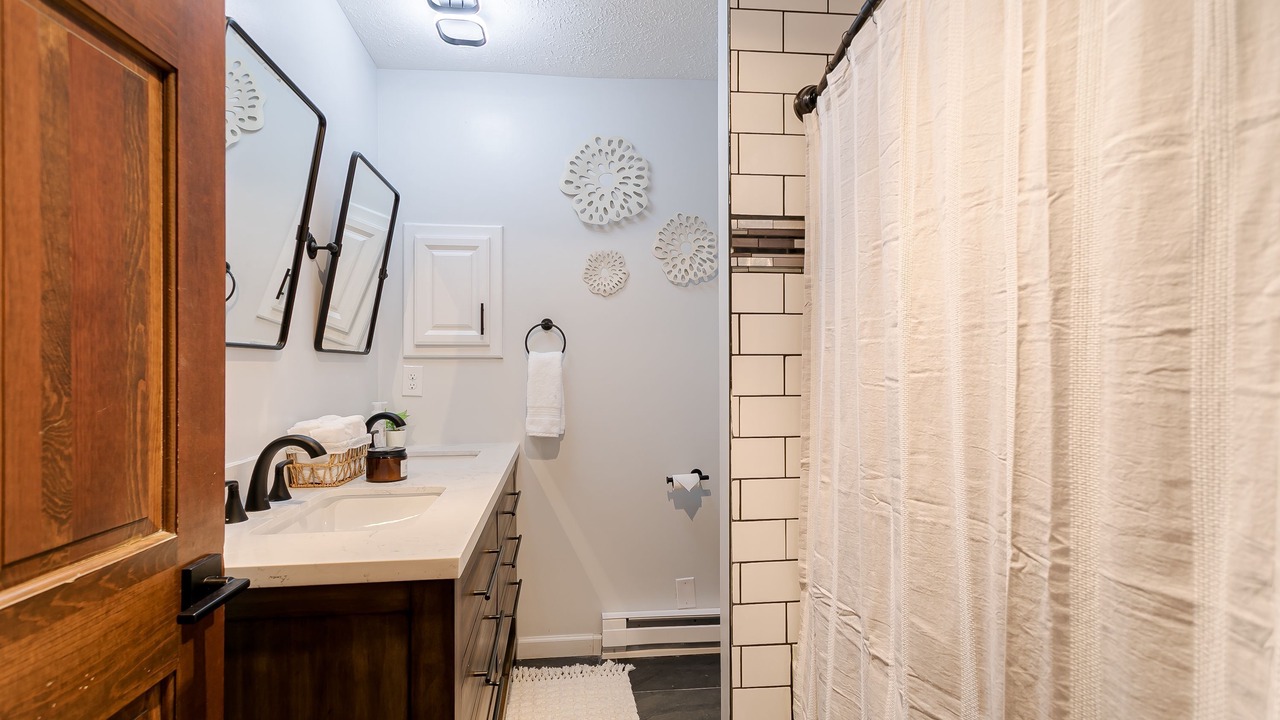 Photo of Bathroom in Naples