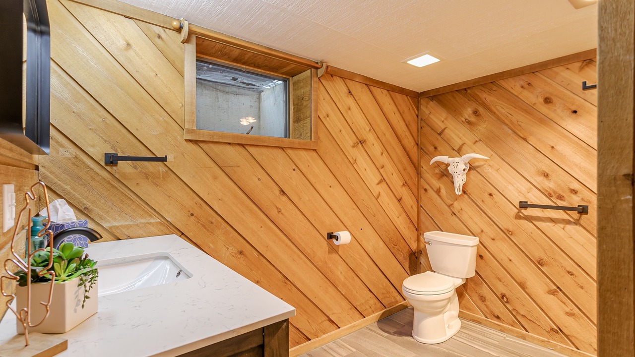 Photo of Bathroom in Naples