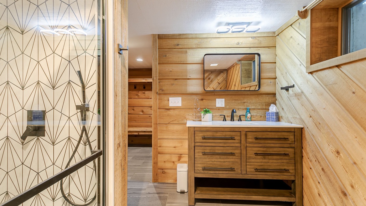 Photo of Bathroom in Naples