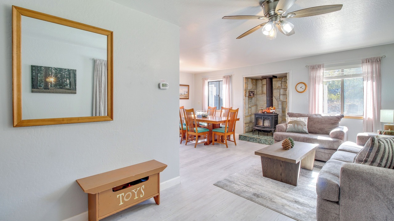Photo of Livingroom in Springerville
