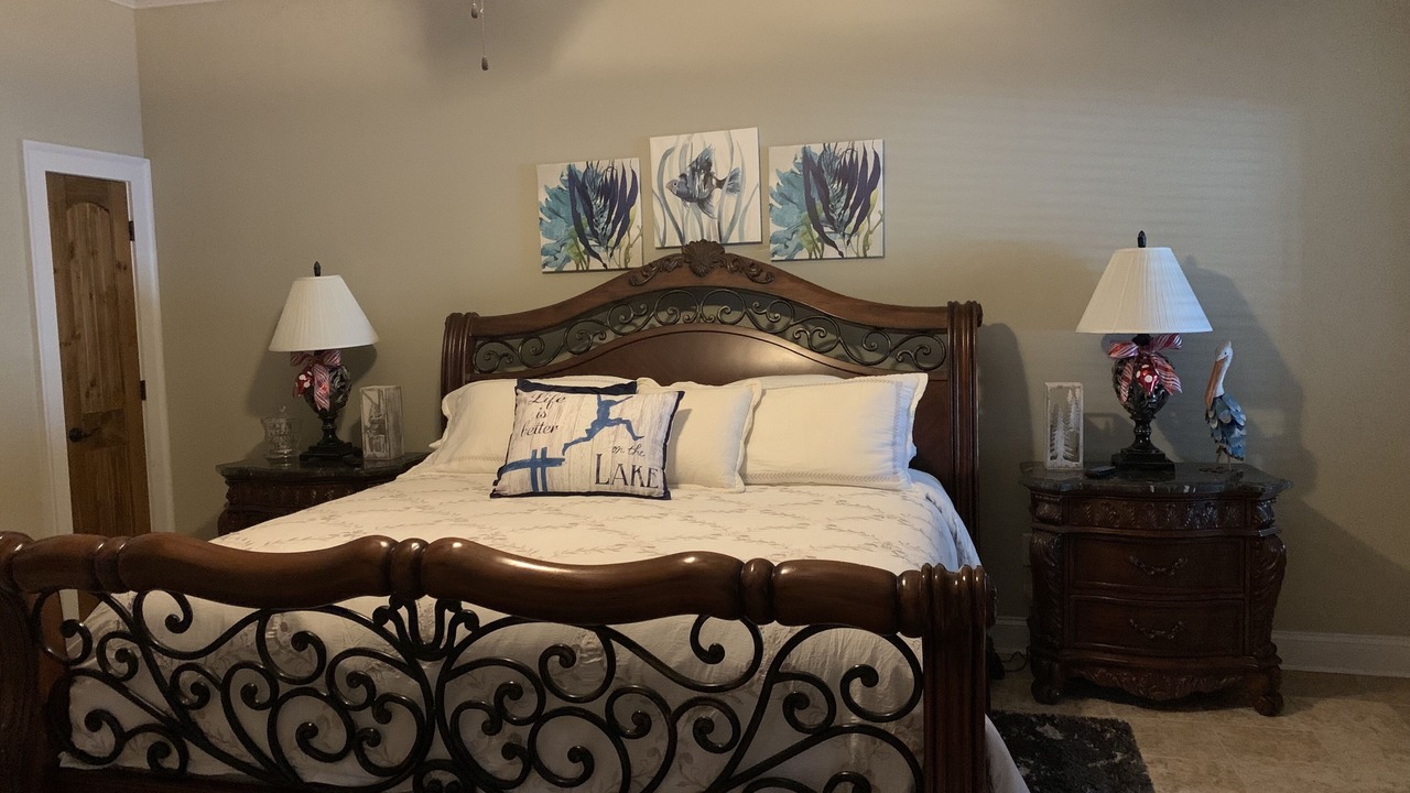 Photo of Bedroom in Reed Creek