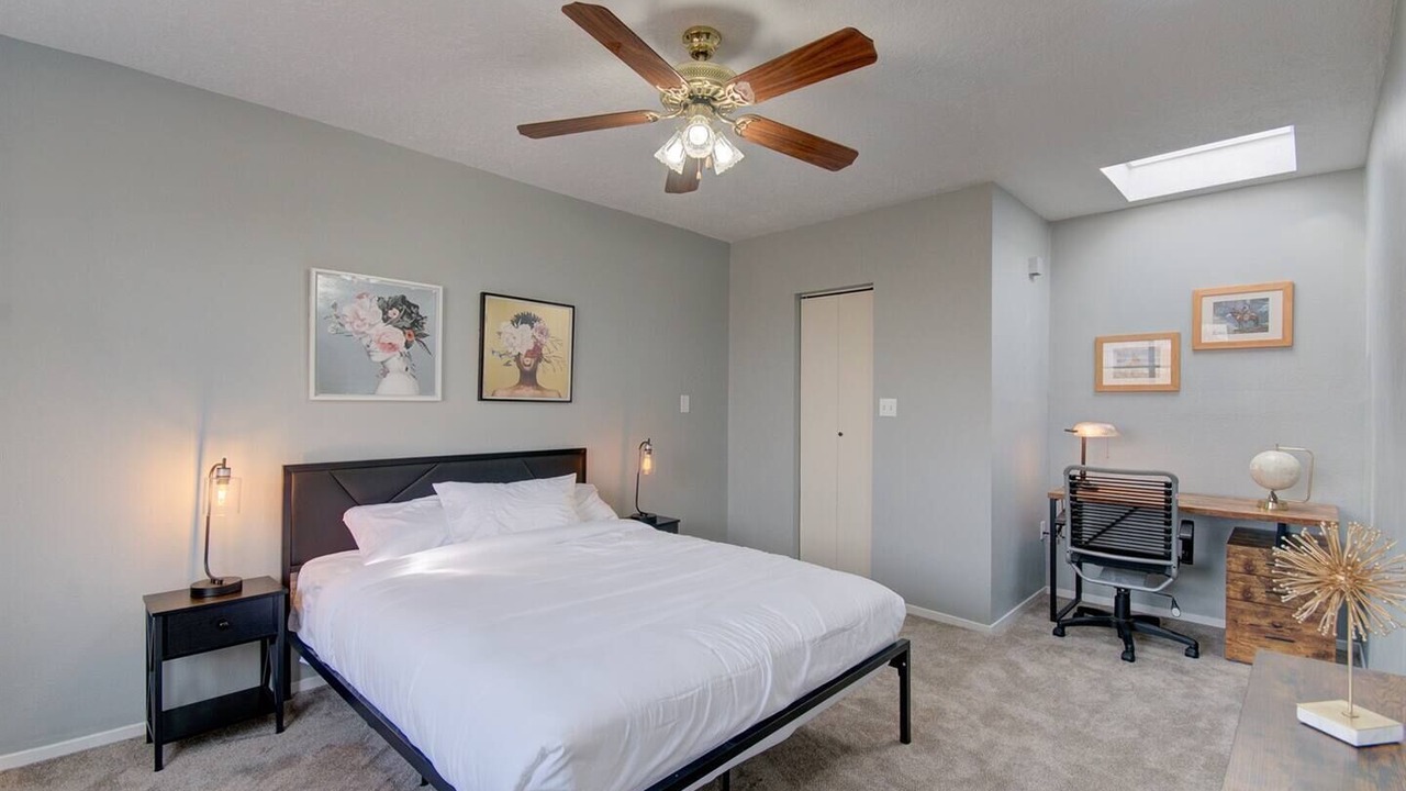 Photo of Bedroom in Uptown