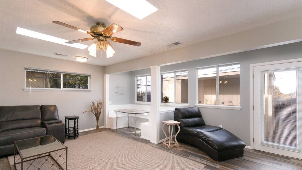 Photo of Bedroom in Uptown
