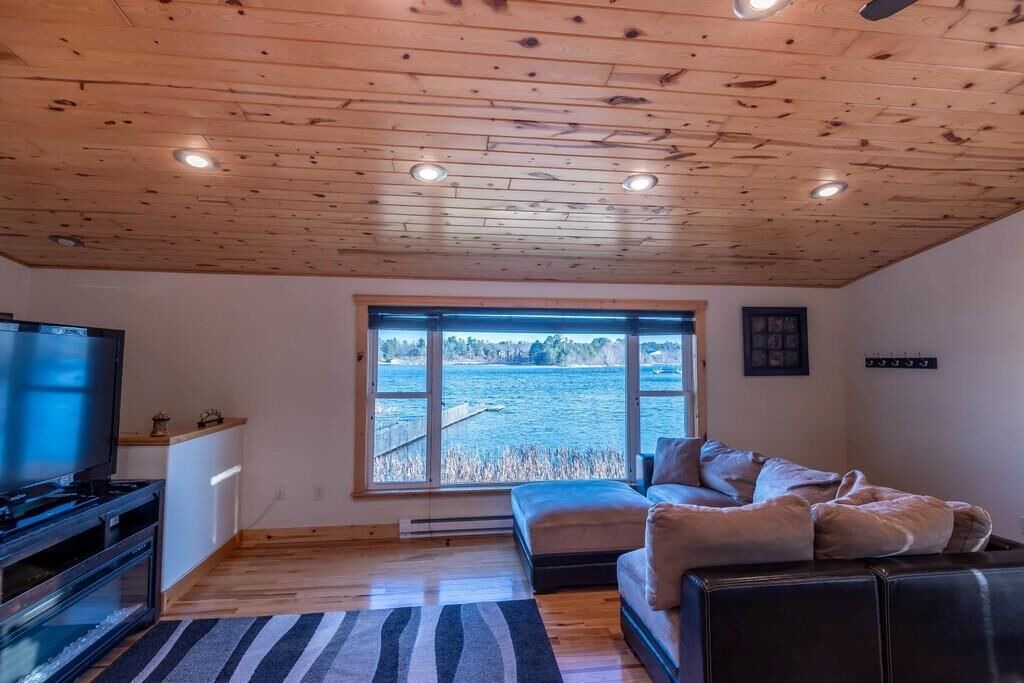Photo of Livingroom in Walker