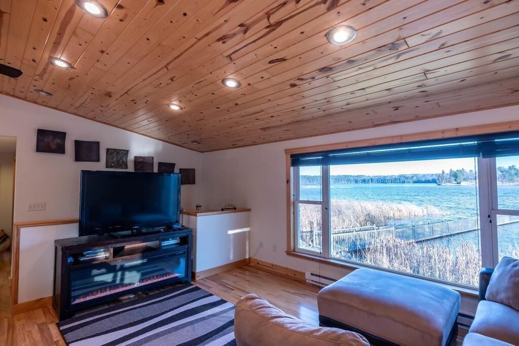 Photo of Livingroom in Walker