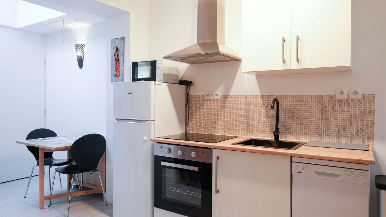 Photo of Kitchen in Lens
