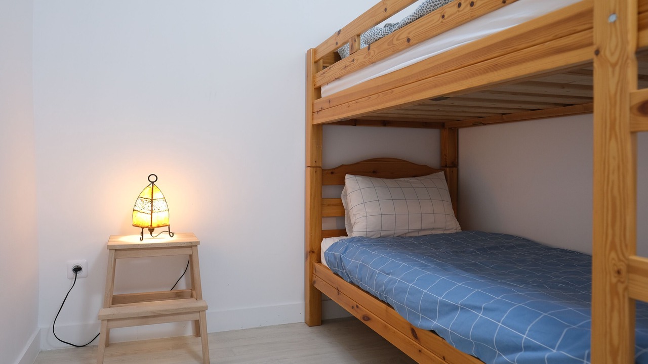 Photo of Bedroom in Lens