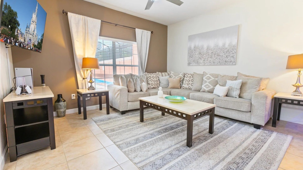 Photo of Livingroom in Bay Lake