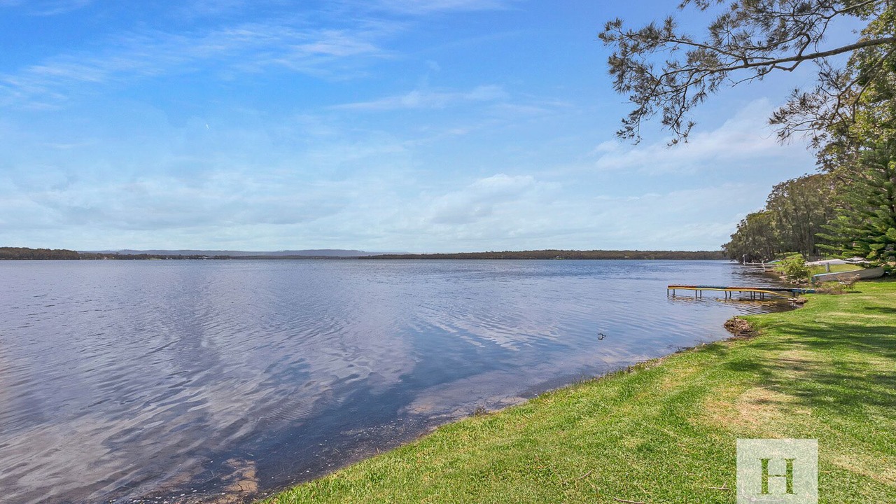 Photo of Others in Chain Valley Bay