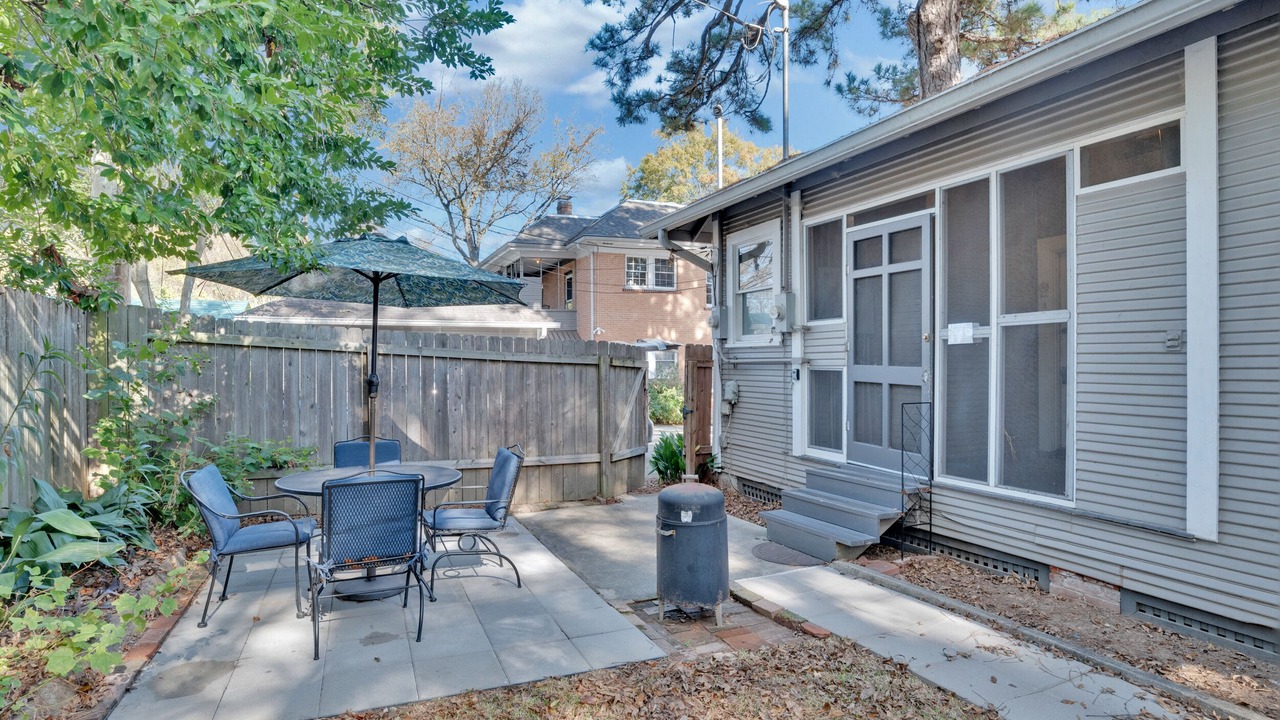 Photo of Outdoor in Highland Historic District