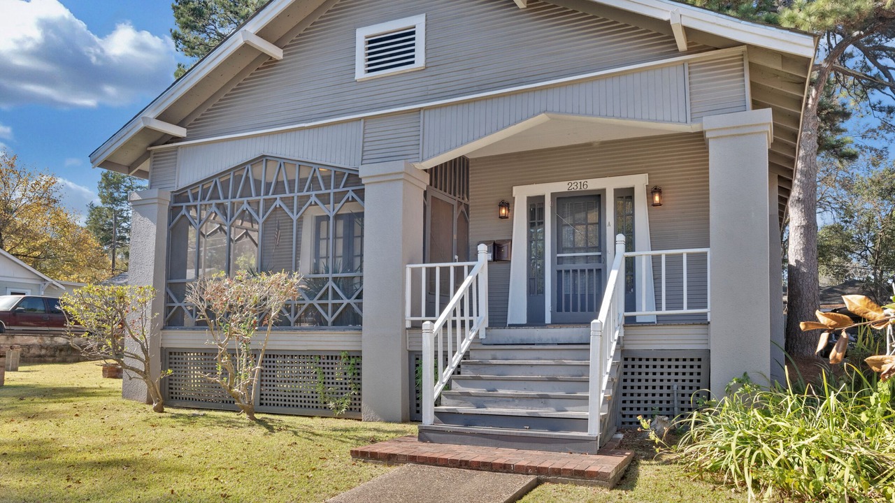 Photo of Outdoor in Highland Historic District