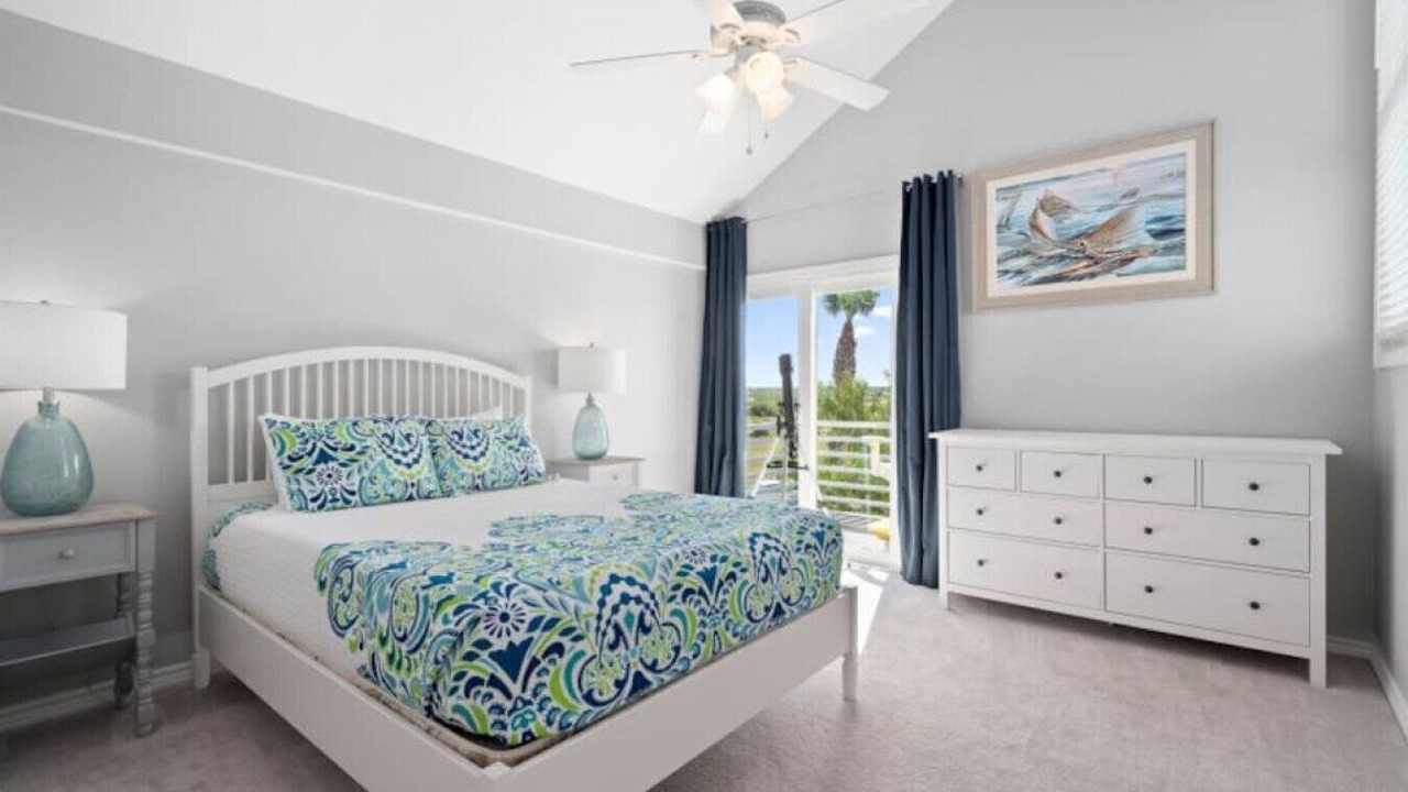 Photo of Bedroom in Rockport